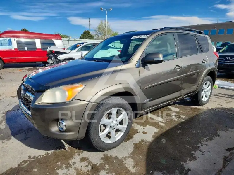 2012 Toyota RAV4 фото