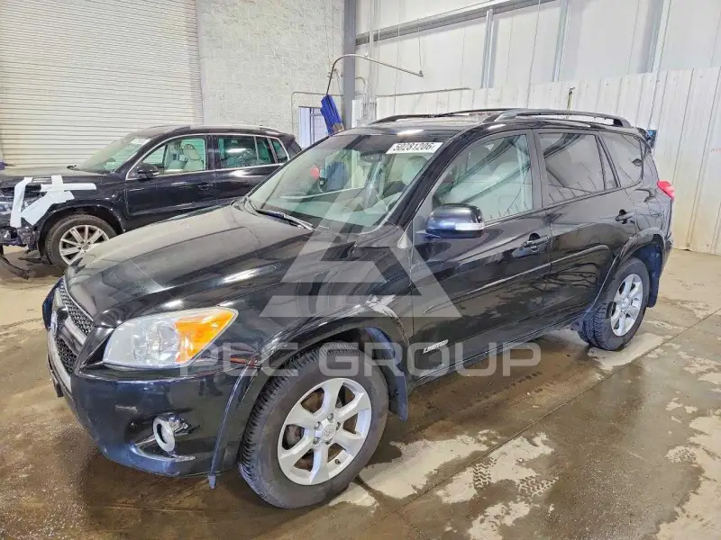 2012 Toyota RAV4 photo