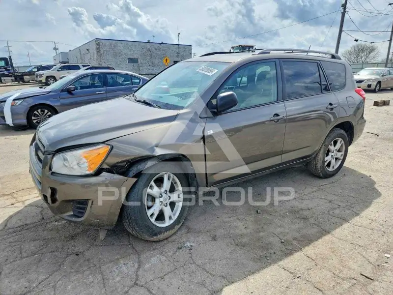 2012 Toyota RAV4 фото