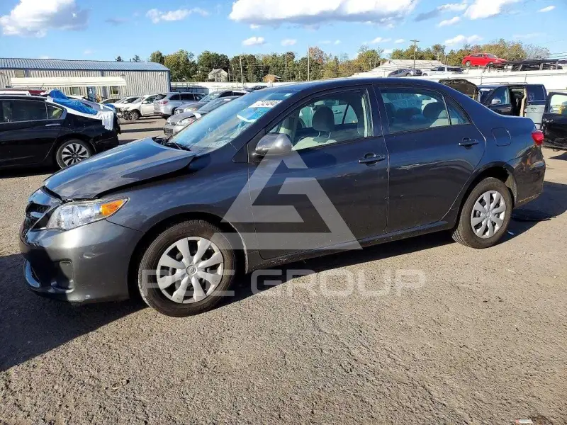 2012 Toyota COROLLA photo