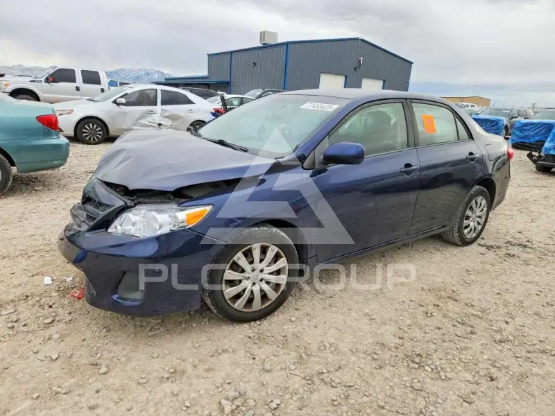 2012 Toyota COROLLA фото