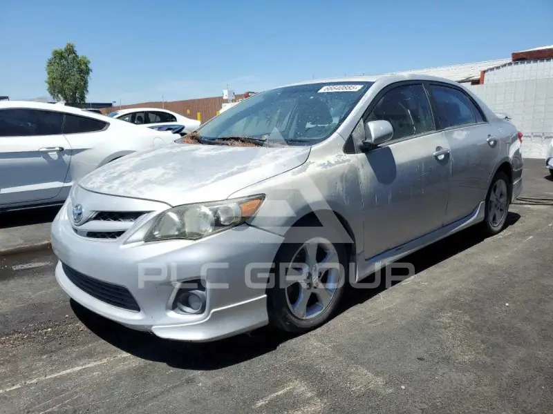 2012 Toyota COROLLA фото