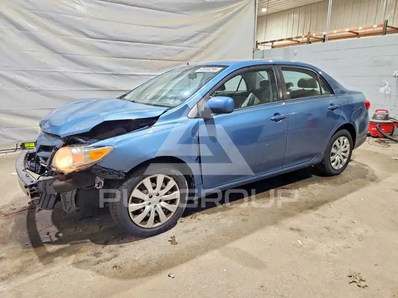 2012 Toyota COROLLA фото
