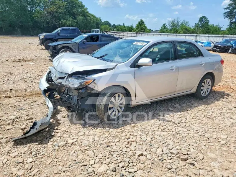 2012 Toyota COROLLA фото