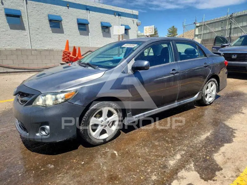 2012 Toyota COROLLA фото