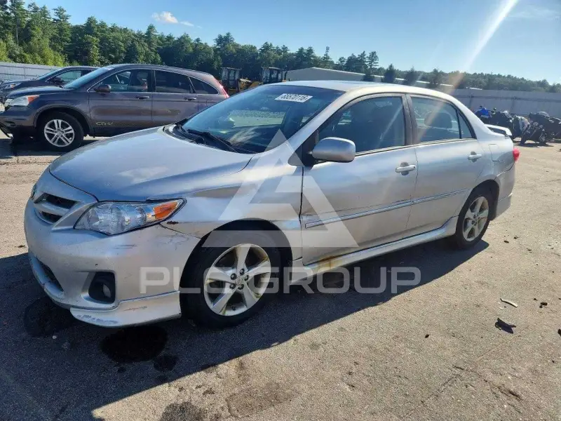 2012 Toyota COROLLA фото