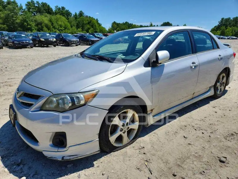 2012 Toyota COROLLA фото