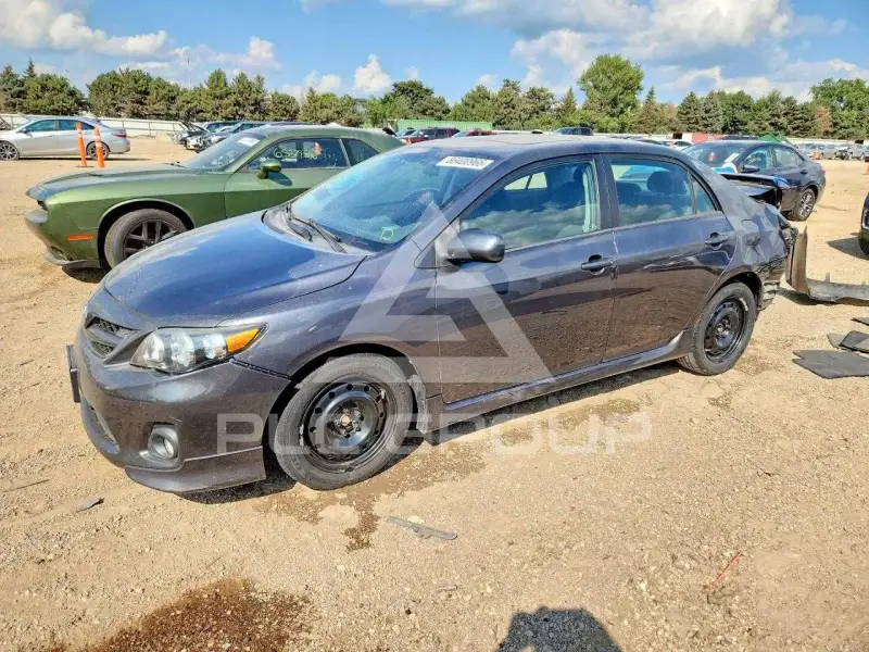 2012 Toyota COROLLA фото