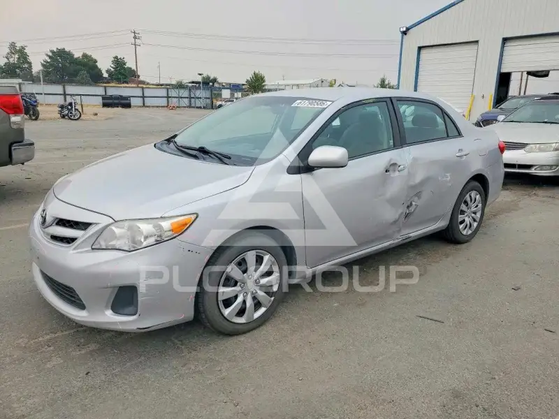 2012 Toyota COROLLA photo