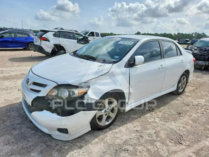 2012 Toyota COROLLA фото