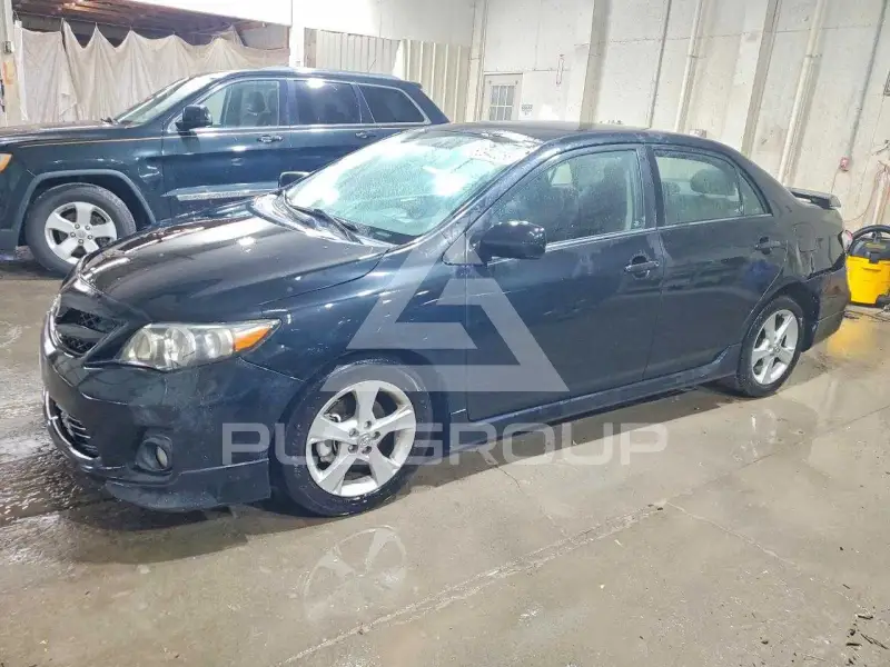 2012 Toyota COROLLA фото