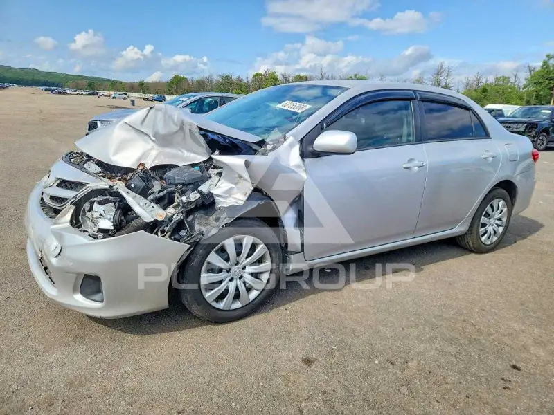 2012 Toyota COROLLA фото