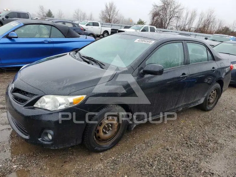 2012 Toyota COROLLA фото