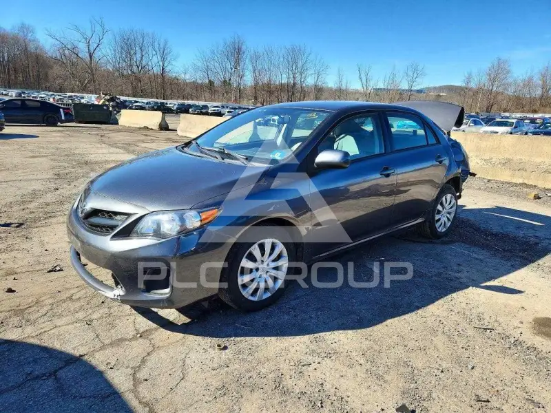 2012 Toyota COROLLA фото