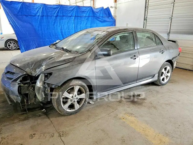 2012 Toyota COROLLA фото