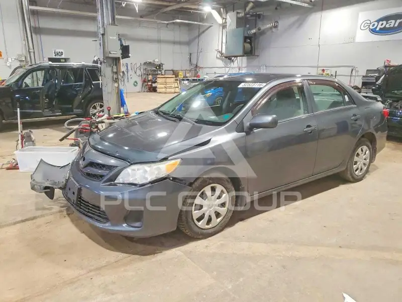 2012 Toyota COROLLA фото