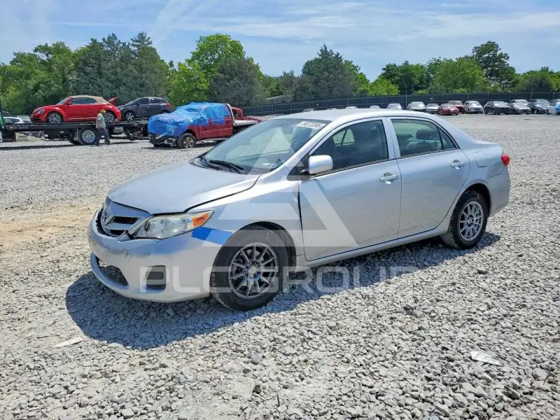 2012 Toyota COROLLA фото