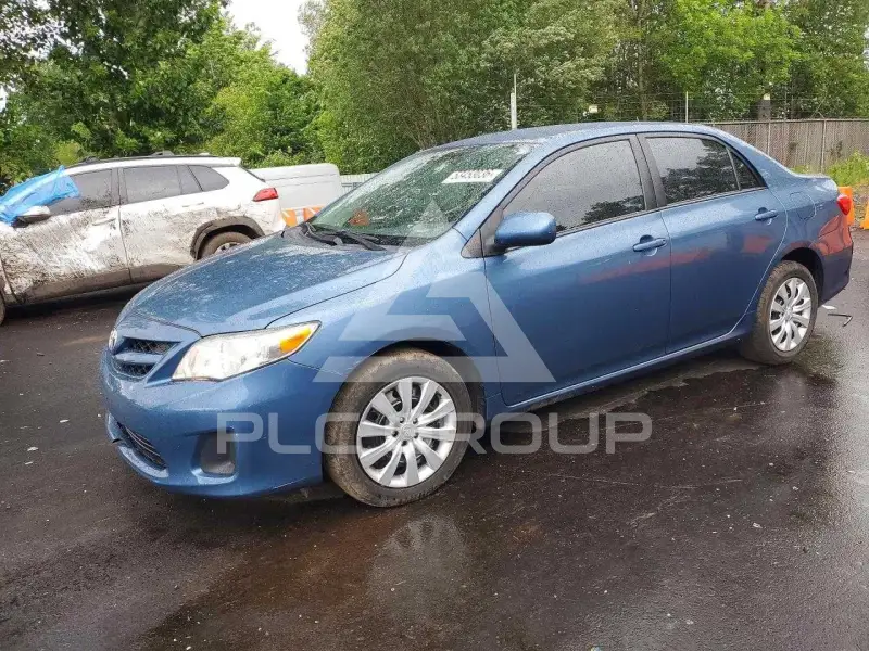 2012 Toyota COROLLA фото