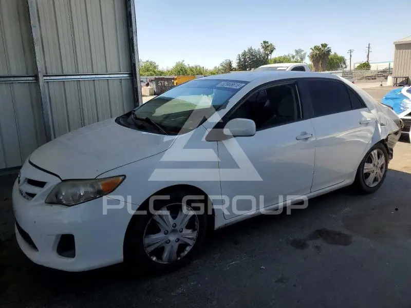 2012 Toyota COROLLA фото