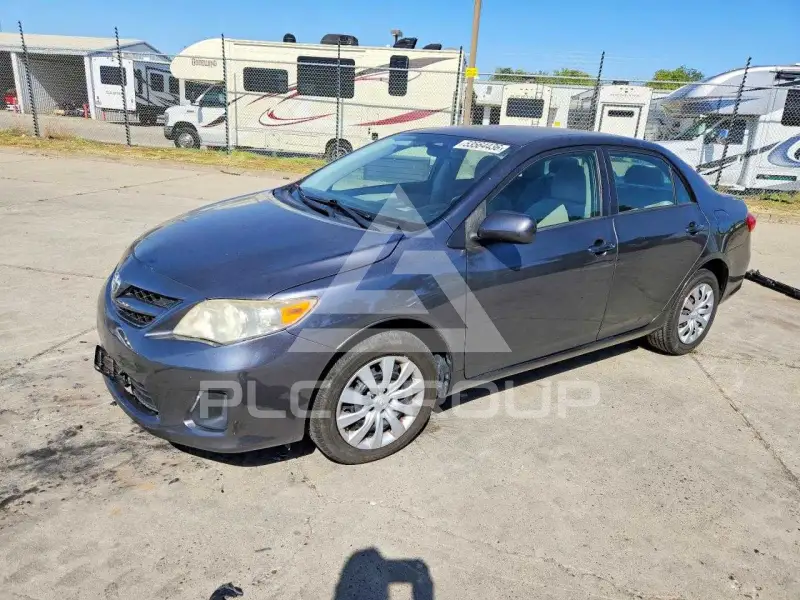 2012 Toyota COROLLA фото