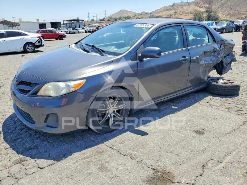 2012 Toyota COROLLA фото