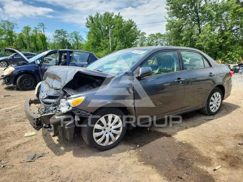 2012 Toyota COROLLA photo