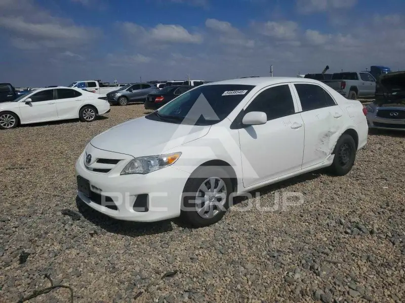 2012 Toyota COROLLA фото