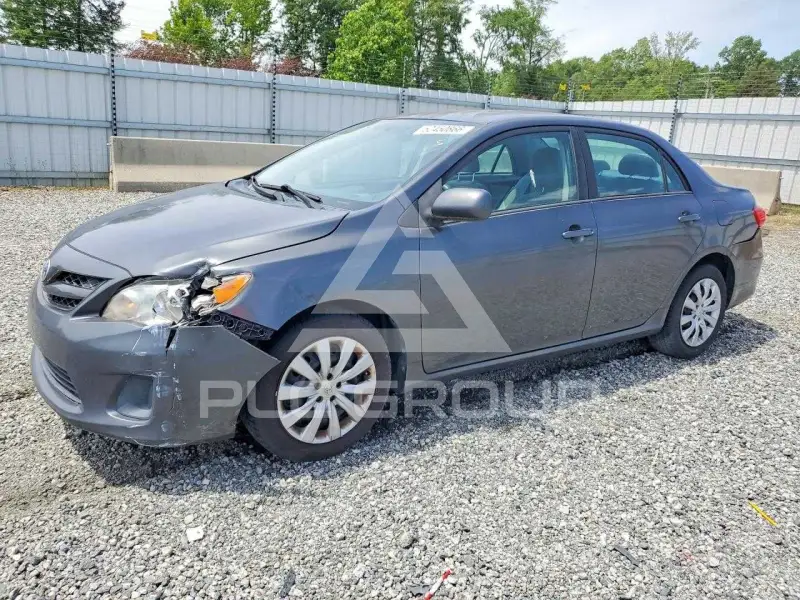 2012 Toyota COROLLA фото