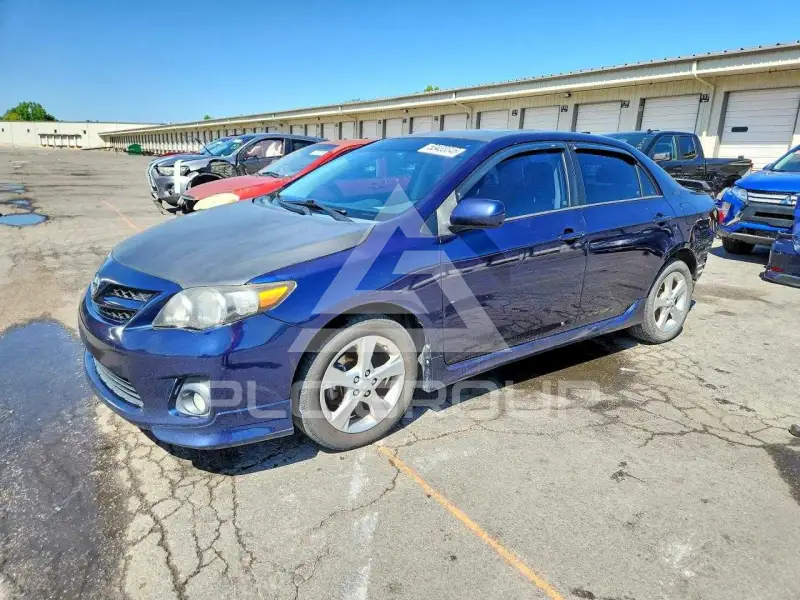 2012 Toyota COROLLA фото