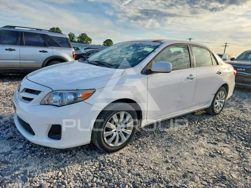 2012 Toyota COROLLA фото