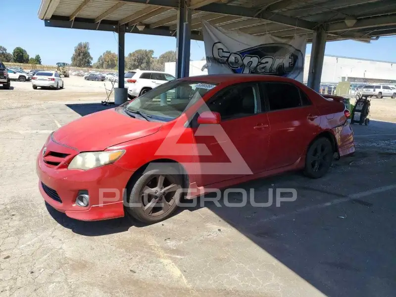 2012 Toyota COROLLA фото