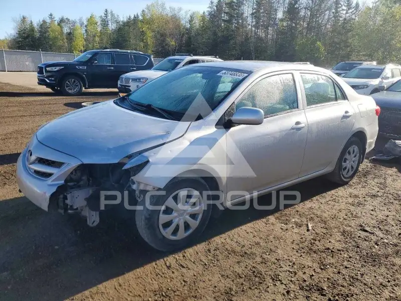 2012 Toyota COROLLA фото
