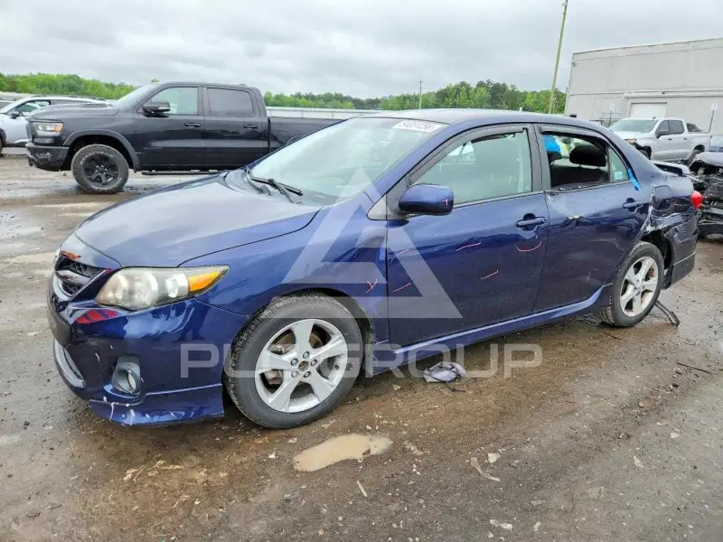 2012 Toyota COROLLA фото