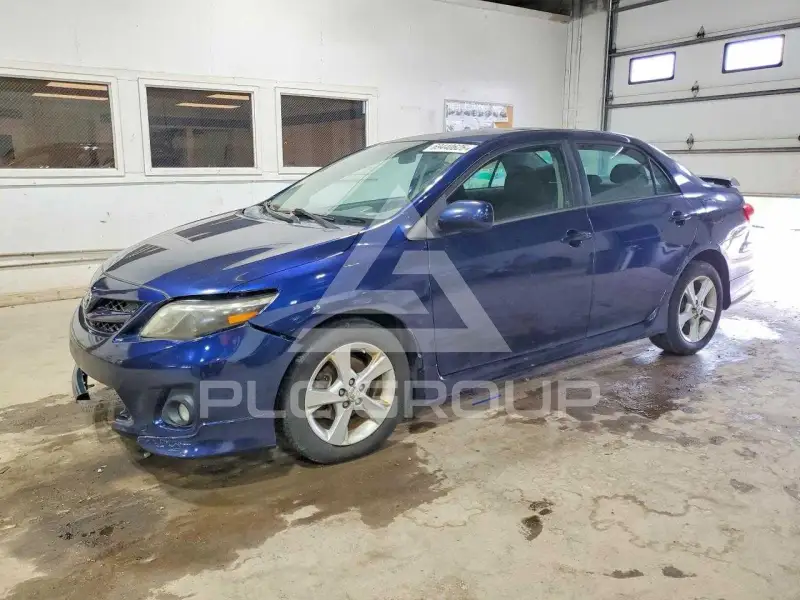 2012 Toyota COROLLA фото
