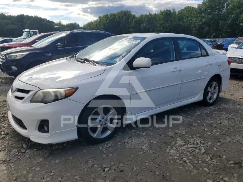 2012 Toyota COROLLA фото