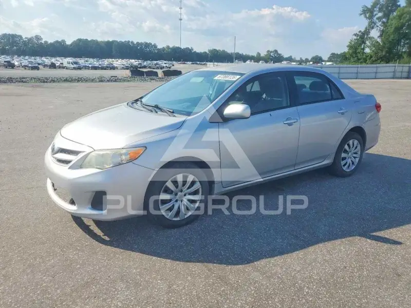 2012 Toyota COROLLA photo