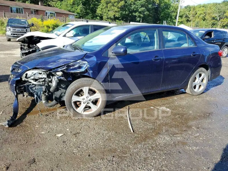 2012 Toyota COROLLA photo