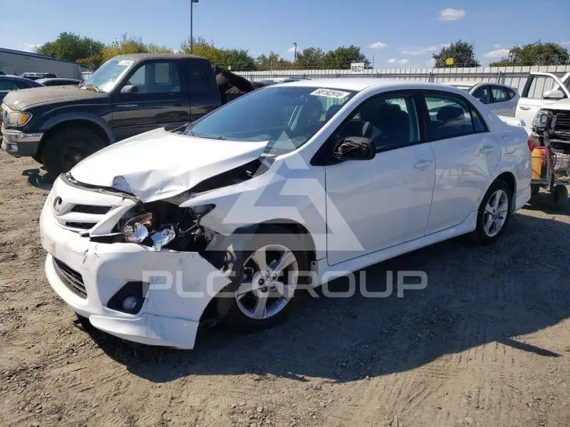 2012 Toyota COROLLA фото