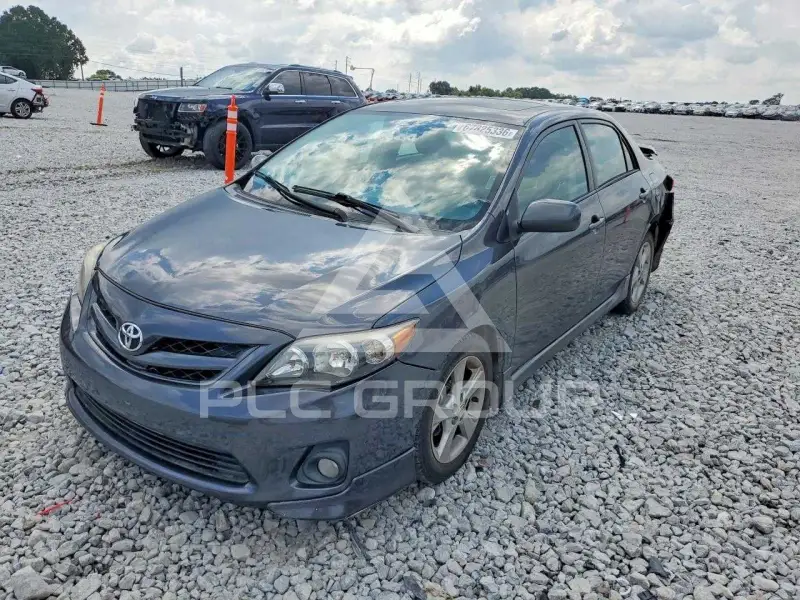 2012 Toyota COROLLA фото