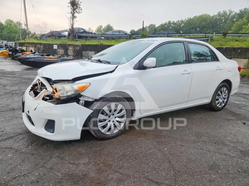 2012 Toyota COROLLA photo