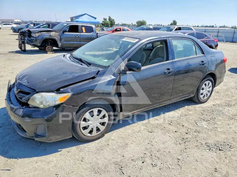 2012 Toyota COROLLA фото