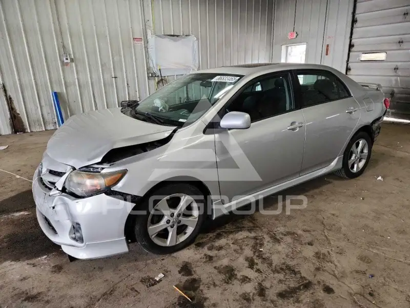 2012 Toyota COROLLA фото