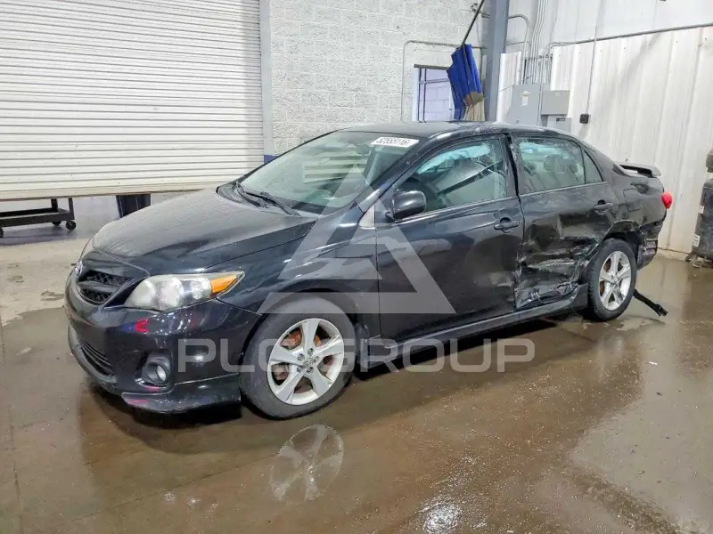 2012 Toyota COROLLA фото