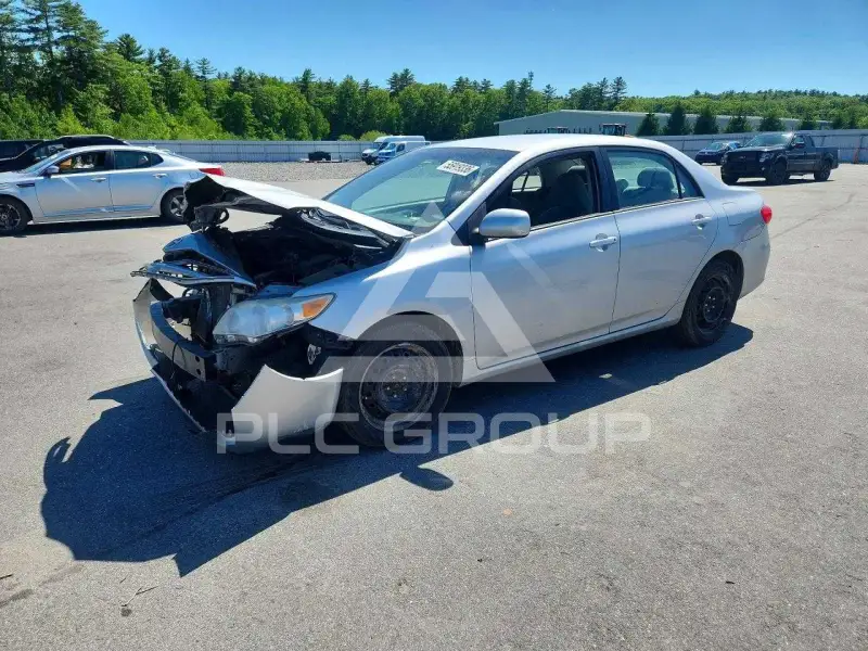 2012 Toyota COROLLA фото