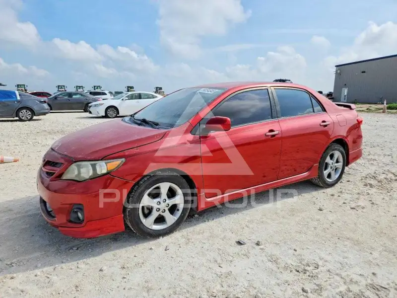 2012 Toyota COROLLA фото