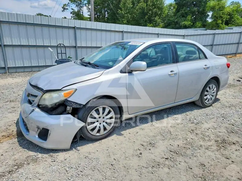 2012 Toyota COROLLA фото