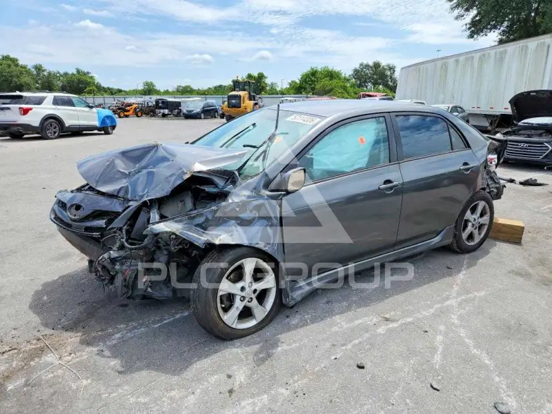 2012 Toyota COROLLA фото