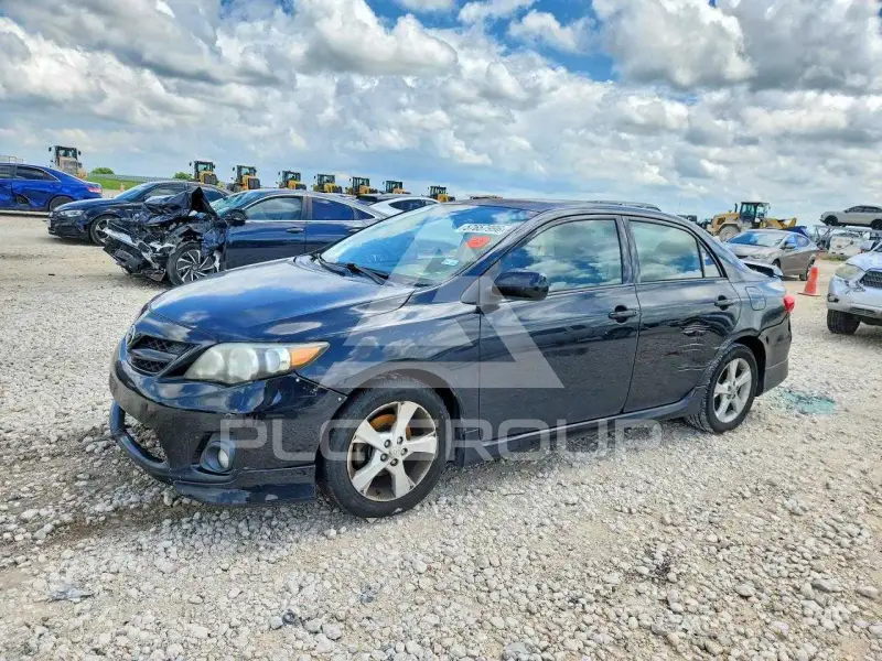 2012 Toyota COROLLA фото