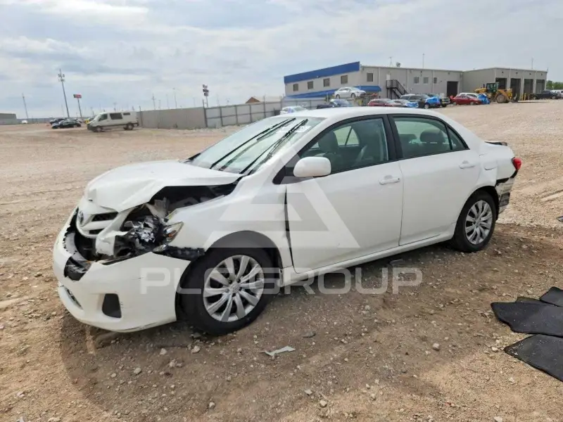 2012 Toyota COROLLA фото