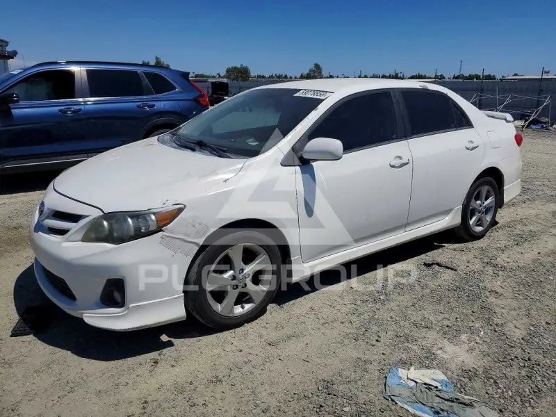 2012 Toyota COROLLA фото